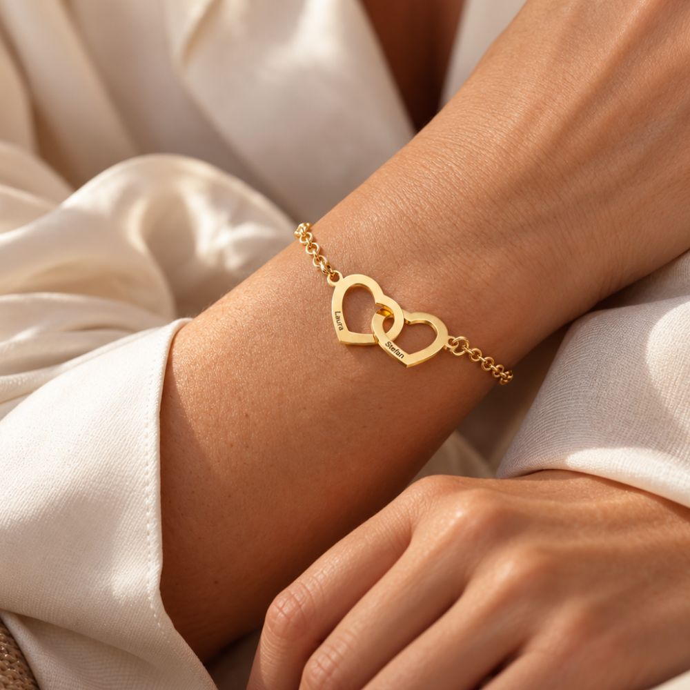 Interlocking Hearts Bracelet with Engravings