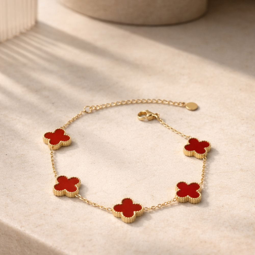 Clover Bracelet with Personalised Engraving